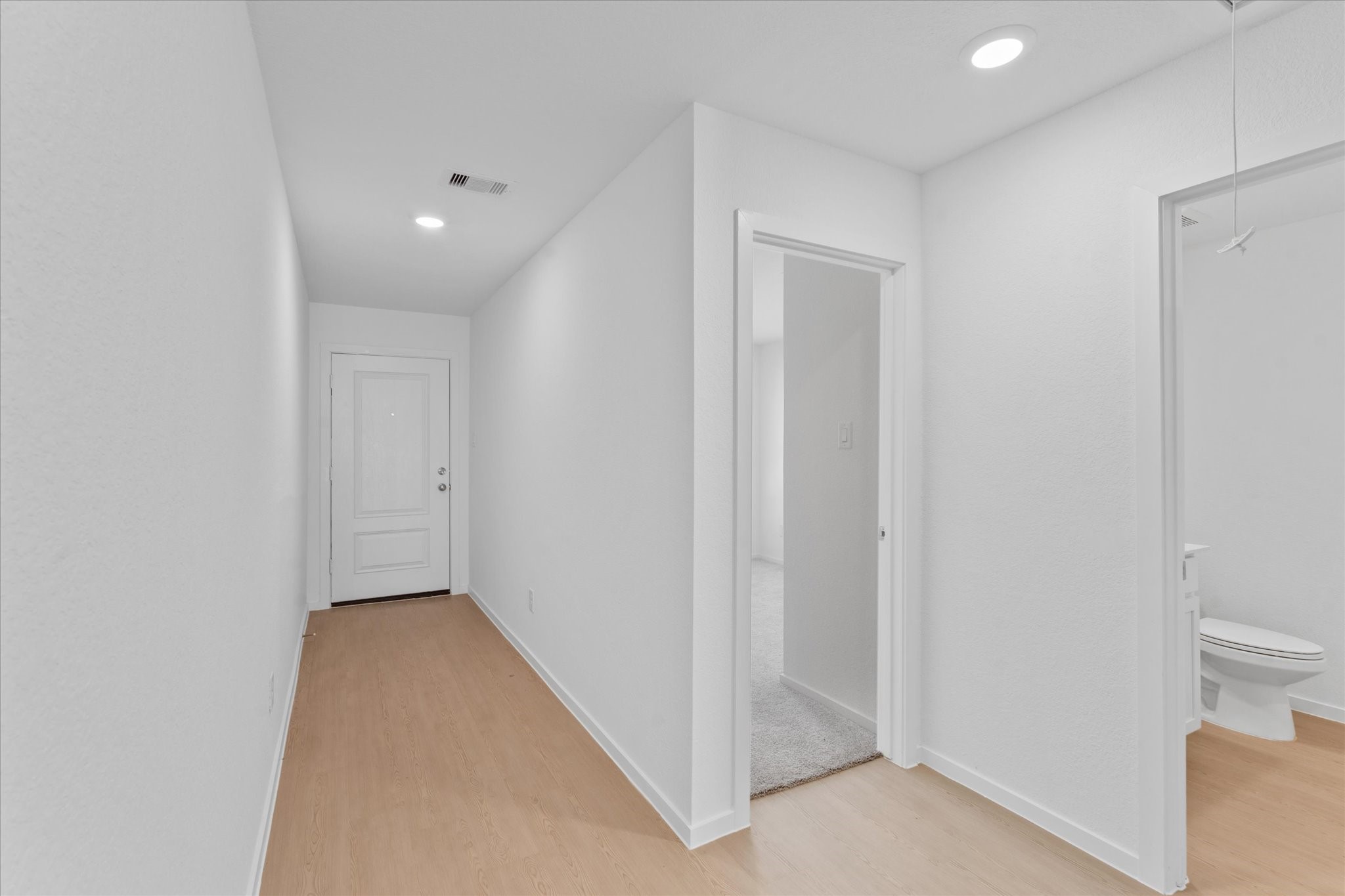 28922 Rustic Windmill Way Hockley, TX 77447 - Photo 3 of 24 a view of a room with a hallway