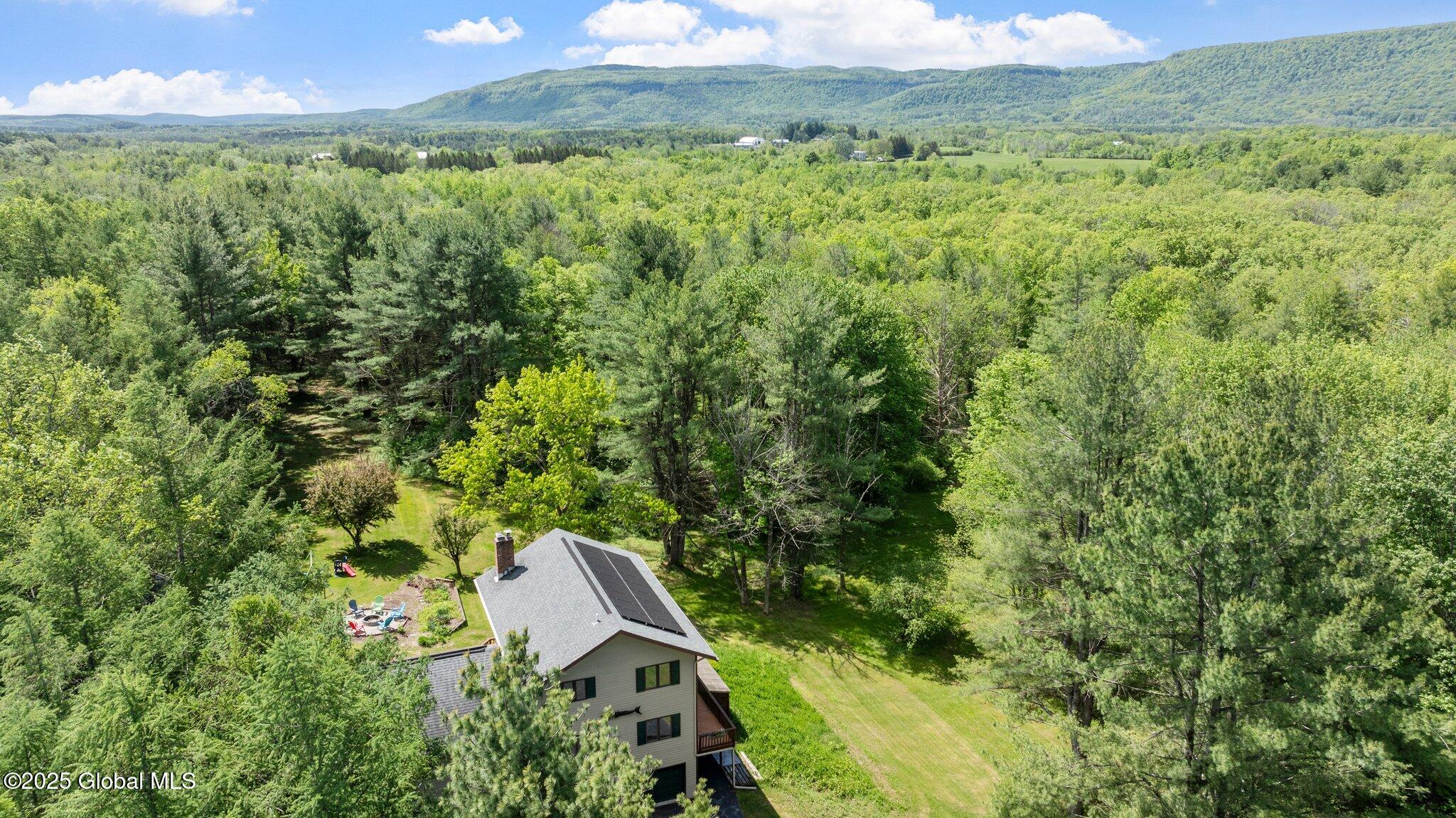 6175 Hawes Road Guilderland, NY 12009 - Photo 8 of 59 115-web-or-mls-6175-hawes-rd