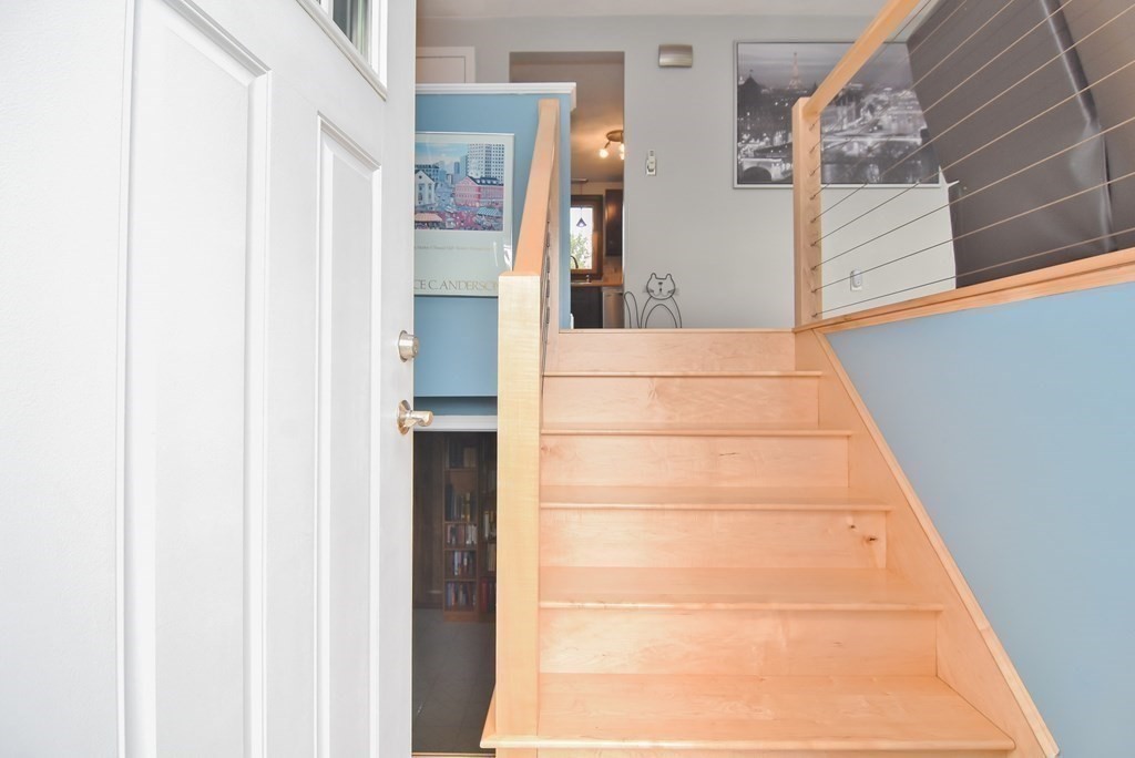 19 Jayson Road Methuen, MA 01844 - Photo 3 of 42 Gallery Image 3