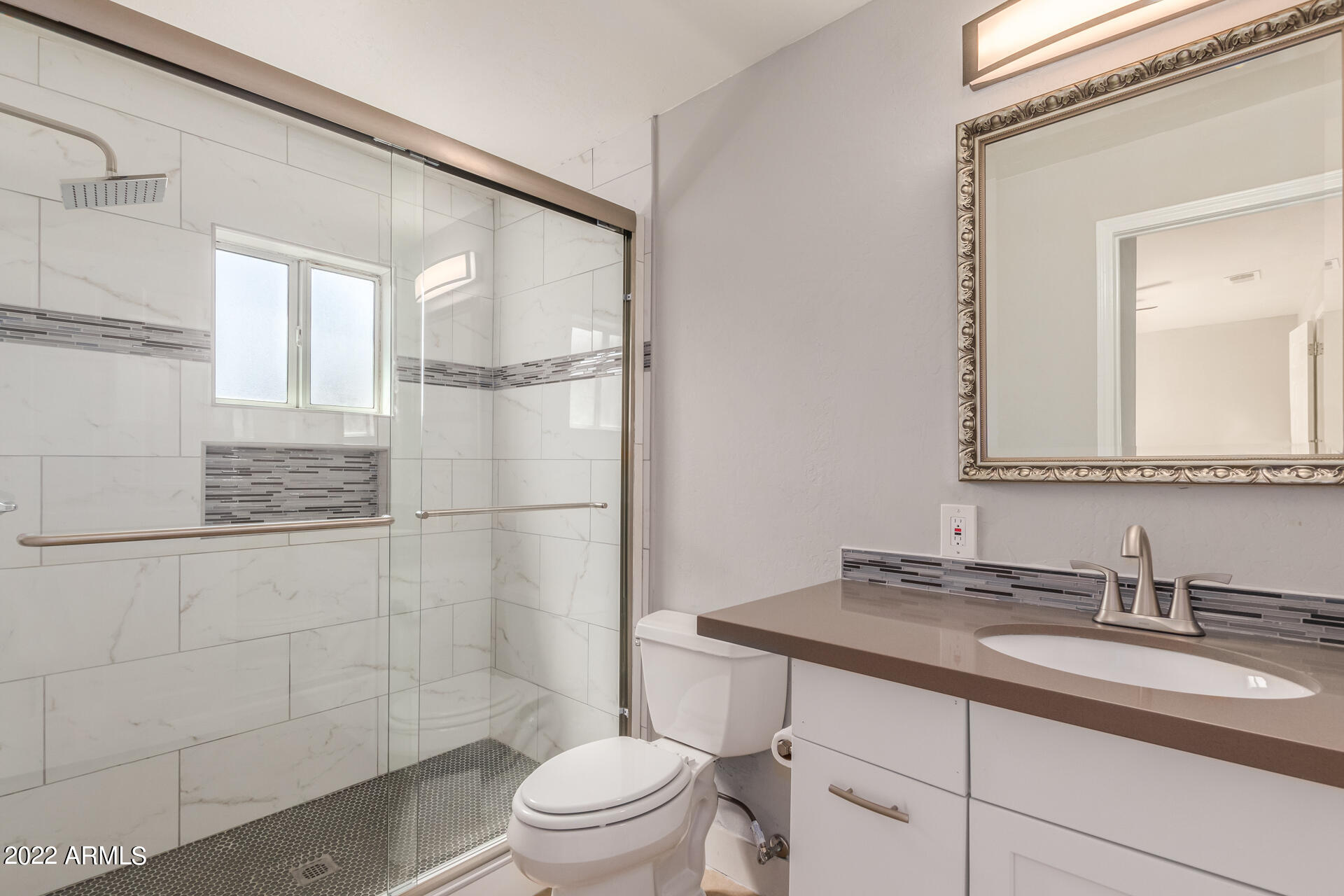 3534 West Almeria Road Phoenix, AZ 85009 - Photo 13 of 17 21 - Almeria
