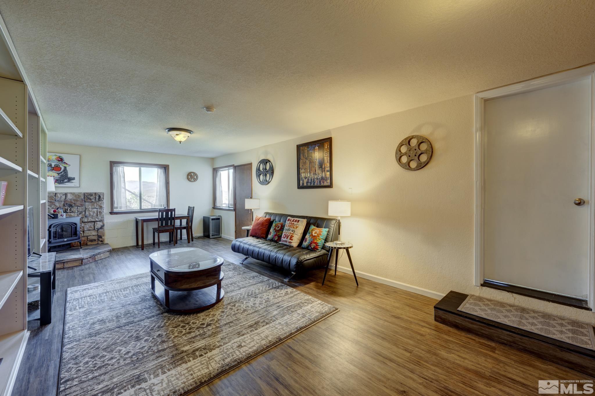 3760 Paradise View Carson City, NV 89703 - Photo 22 of 40 a living room with furniture and wooden floor