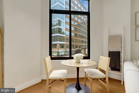 $709,000 | 1201 North Garfield Street, Unit 206, Arlington, VA 22201