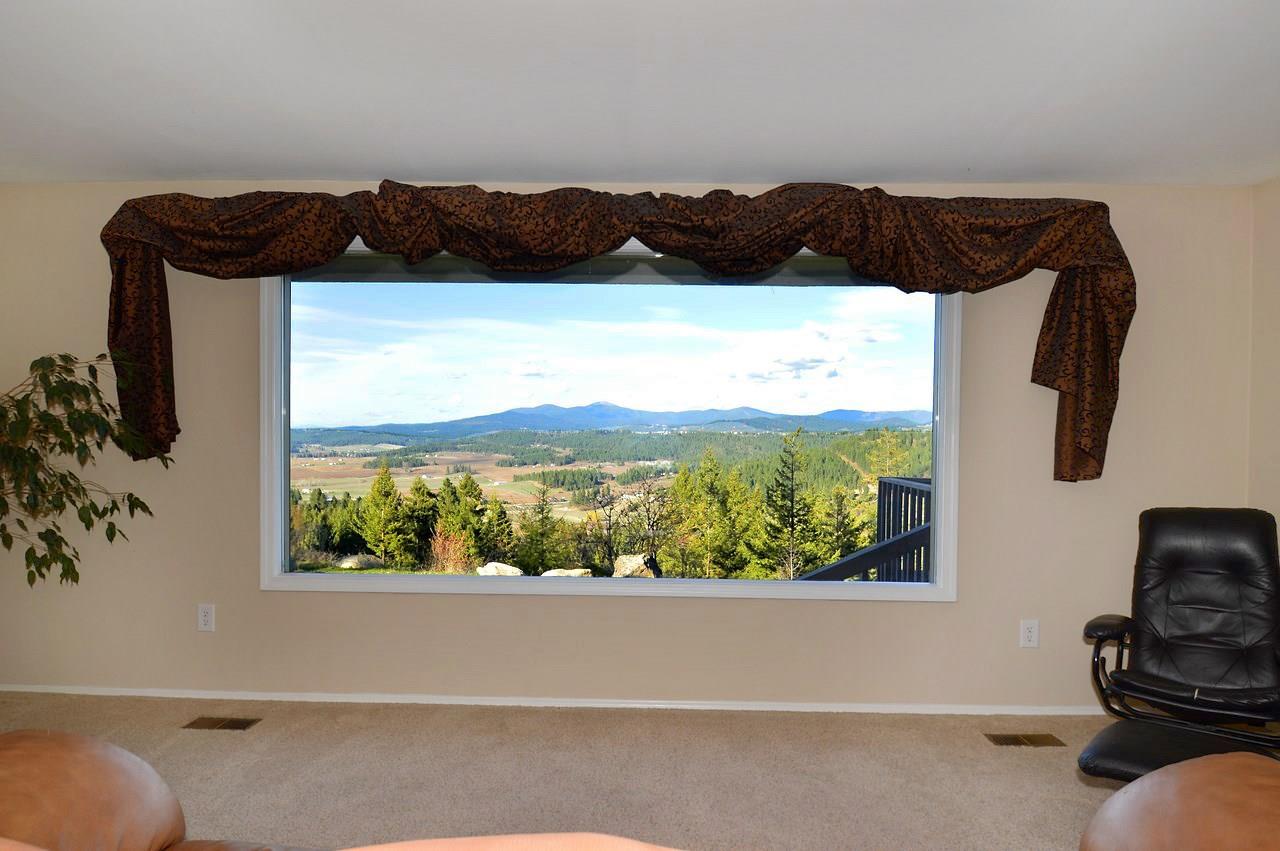 10707 East McElhaney Road Spokane, WA 99217 - Photo 4 of 20 Gallery Image 4