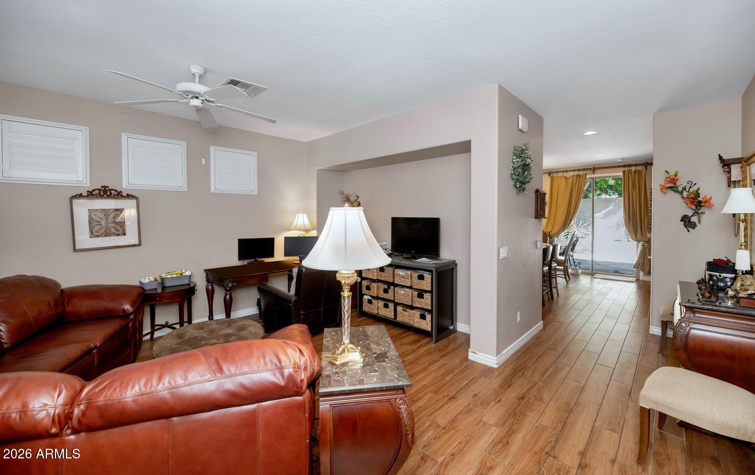 2606 West Florentine Road Phoenix, AZ 85086 - Photo 17 of 30 TOD0625-007-017-1500x945
