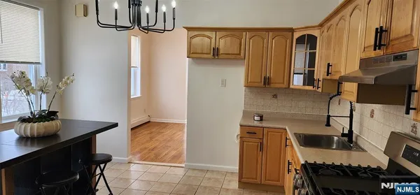 $2,200 | 9 Eagle Street, Unit 1, North Arlington, NJ 07031