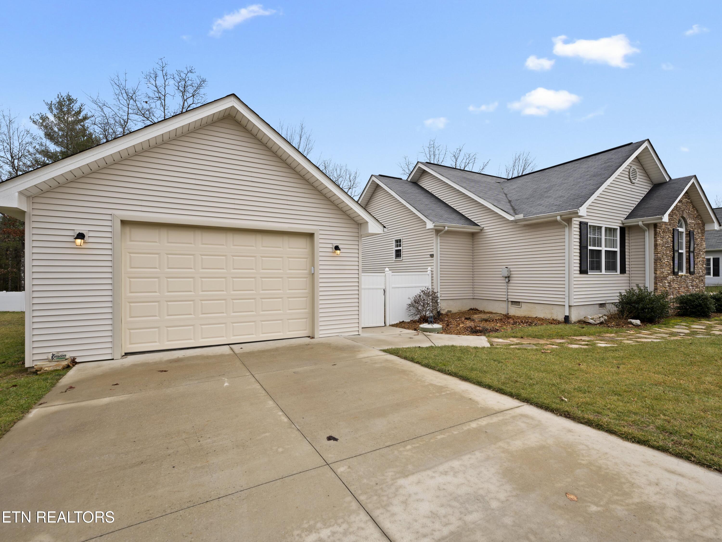 130 Windsor Road Crossville, TN 38558 - Photo 50 of 54 Second Garage
