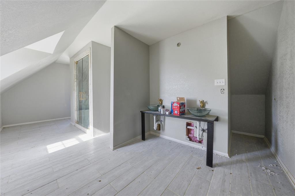 8640 Highway 198 Canton, TX 75103 - Photo 17 of 40 a room with furniture and wooden floor