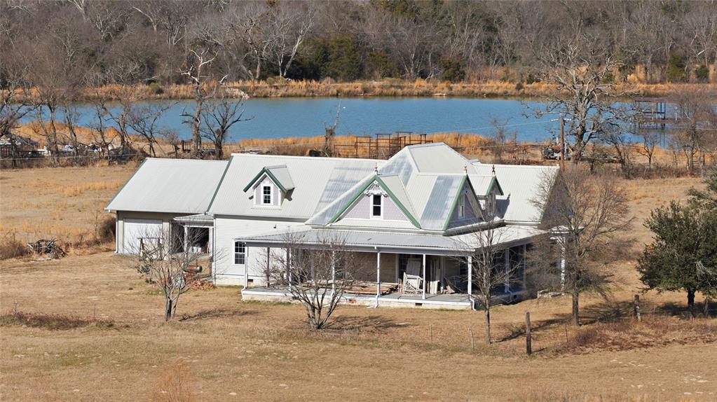 8640 Highway 198 Canton, TX 75103 - Photo 31 of 40 a view of a house with sitting area