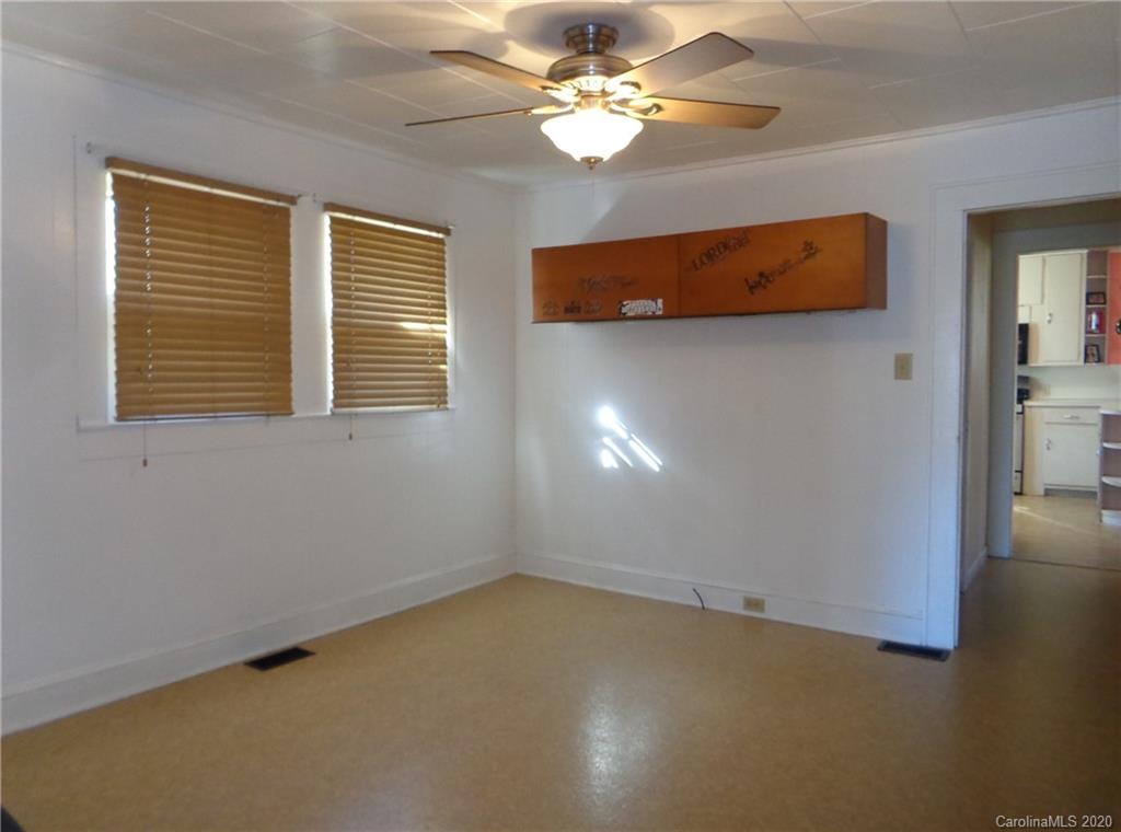 711 Vinearden Road Morganton, NC 28655 - Photo 12 of 15 Gallery Image 12