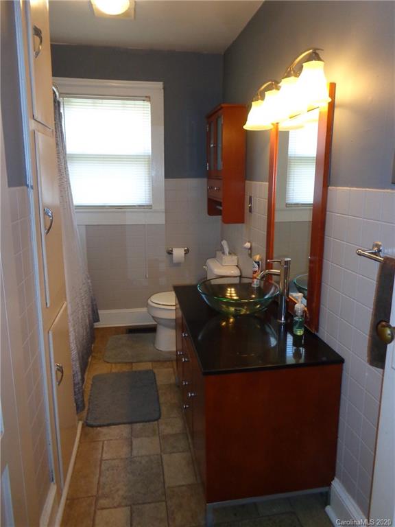711 Vinearden Road Morganton, NC 28655 - Photo 4 of 15 Gallery Image 4