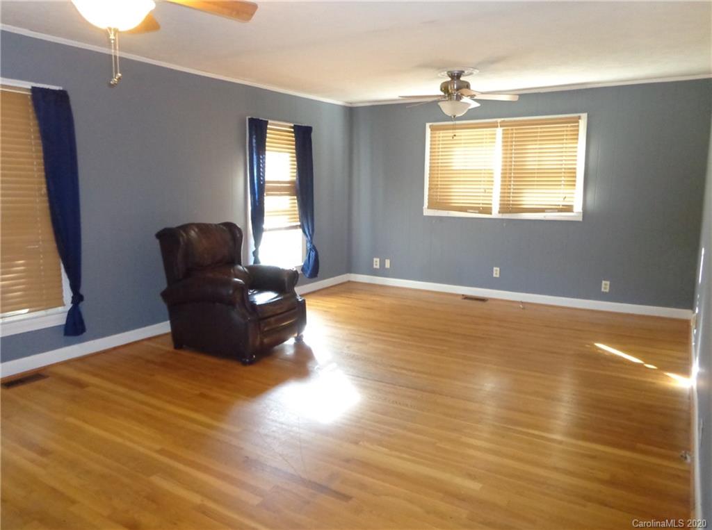 711 Vinearden Road Morganton, NC 28655 - Photo 5 of 15 Gallery Image 5