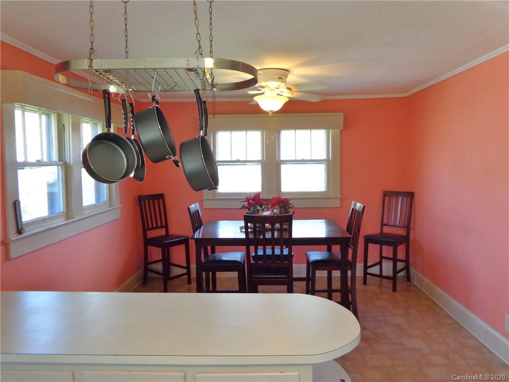 711 Vinearden Road Morganton, NC 28655 - Photo 10 of 15 Gallery Image 10