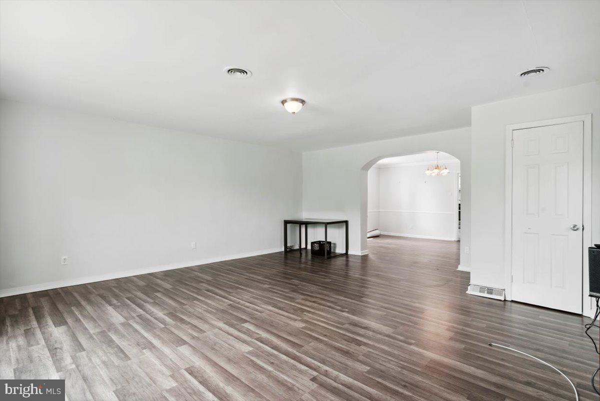 101 Valley View Road Norristown, PA 19401 - Photo 13 of 24