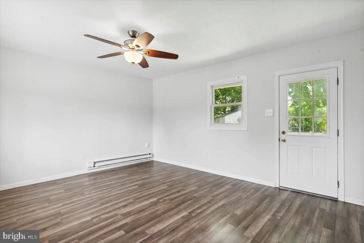 101 Valley View Road Norristown, PA 19401 - Photo 6 of 24