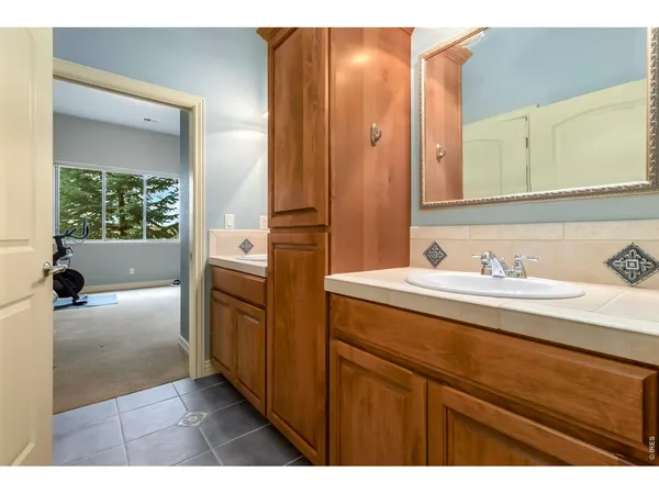 $1,150,000 | 6053 Woodcliffe Drive, Windsor, CO 80550