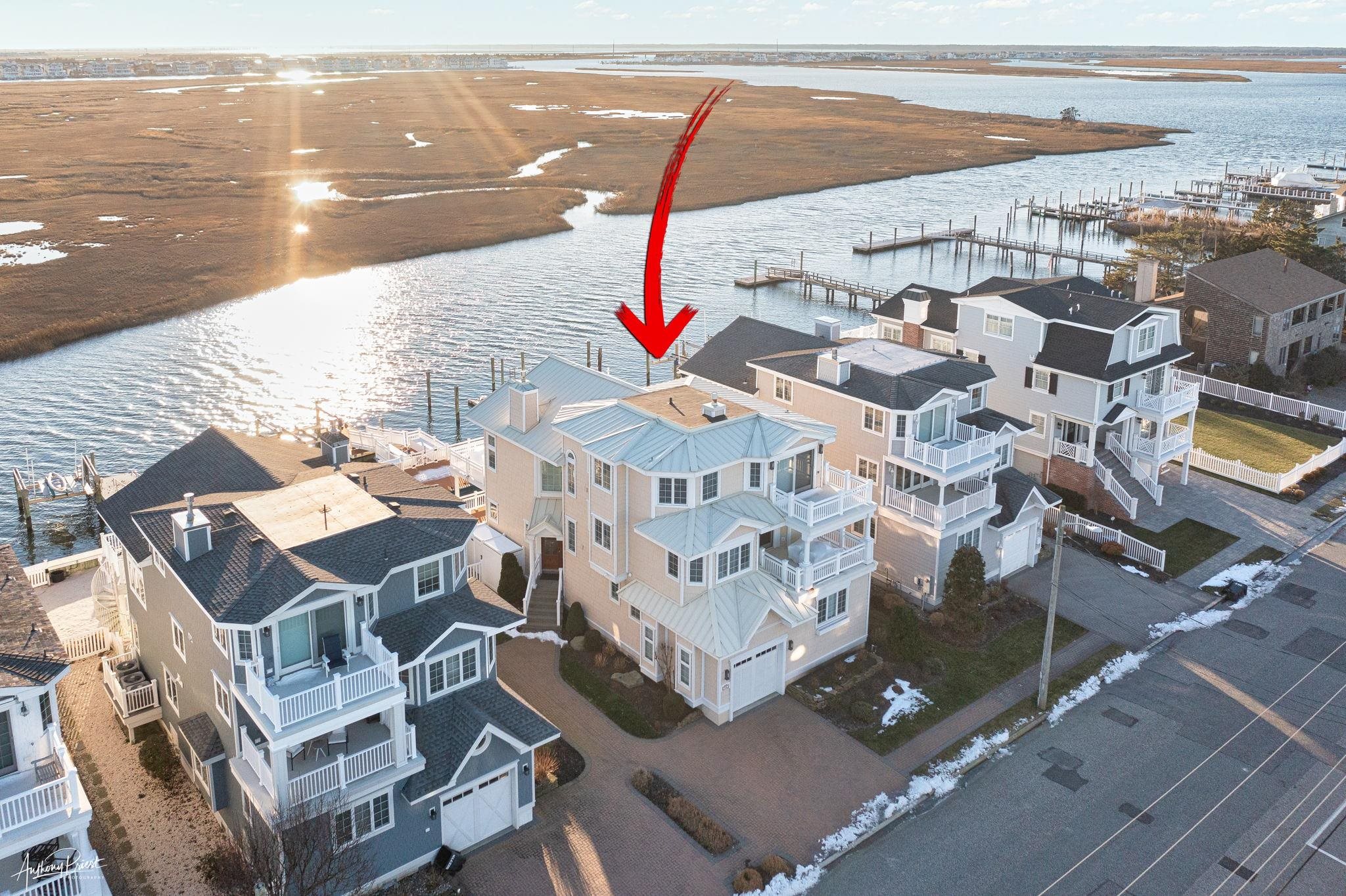 526 7th Street Avalon, NJ 08202 - Photo 2 of 24 a view of city with ocean