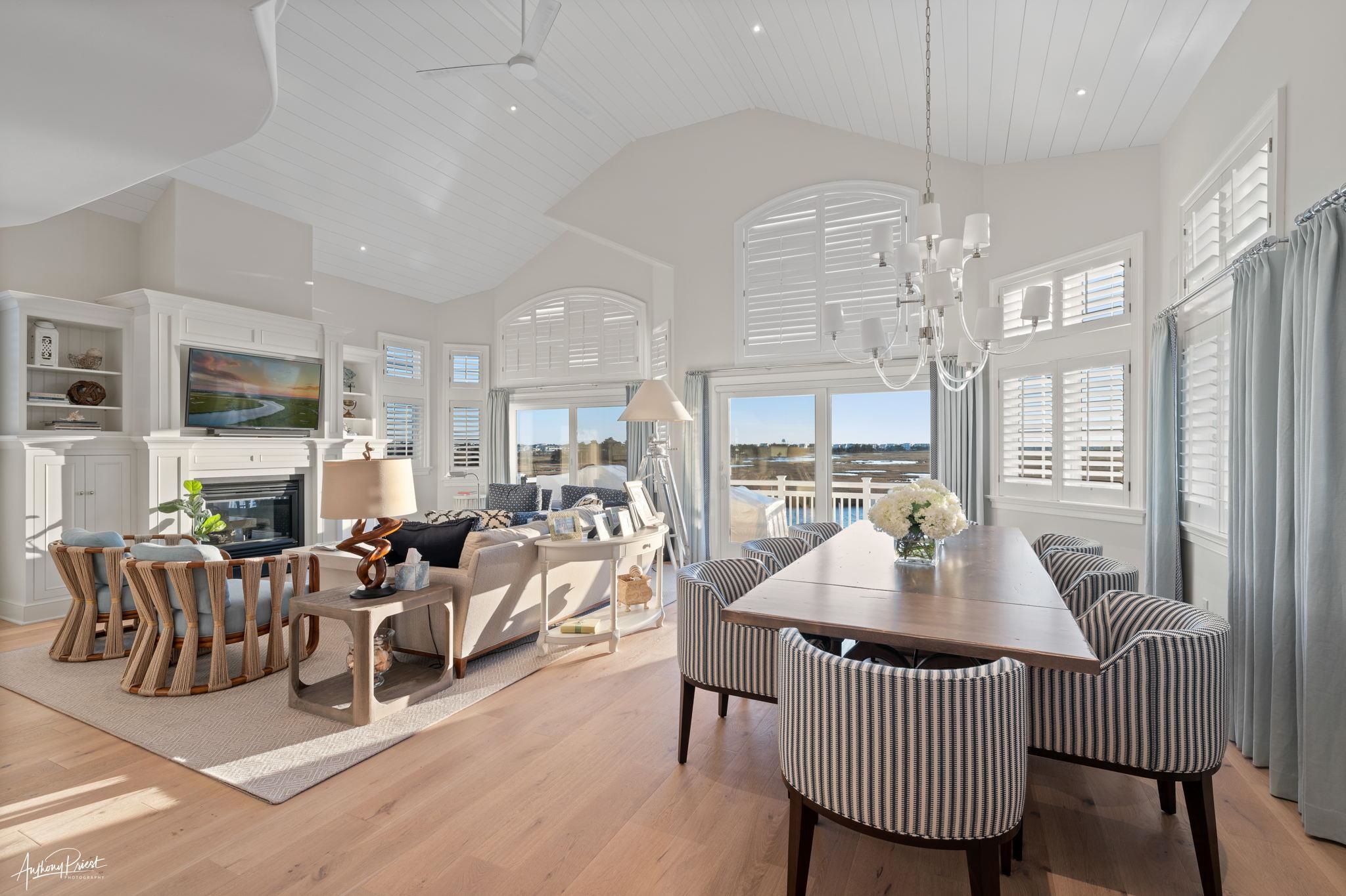 526 7th Street Avalon, NJ 08202 - Photo 10 of 24 a living room with furniture chandelier and a chandelier