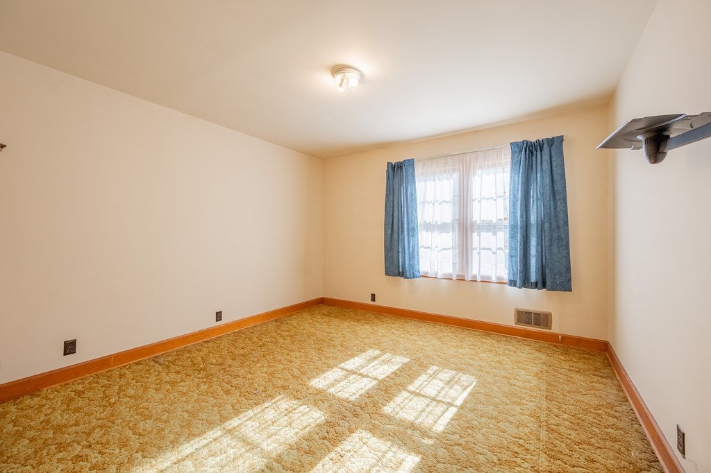 2247 Hunting Camp Road Bastian, VA 24314 - Photo 26 of 71 Gallery Image 26
