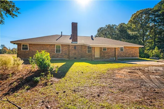 $299,000 | 794 Robinson Bridge Road, Woodworth, LA 71485