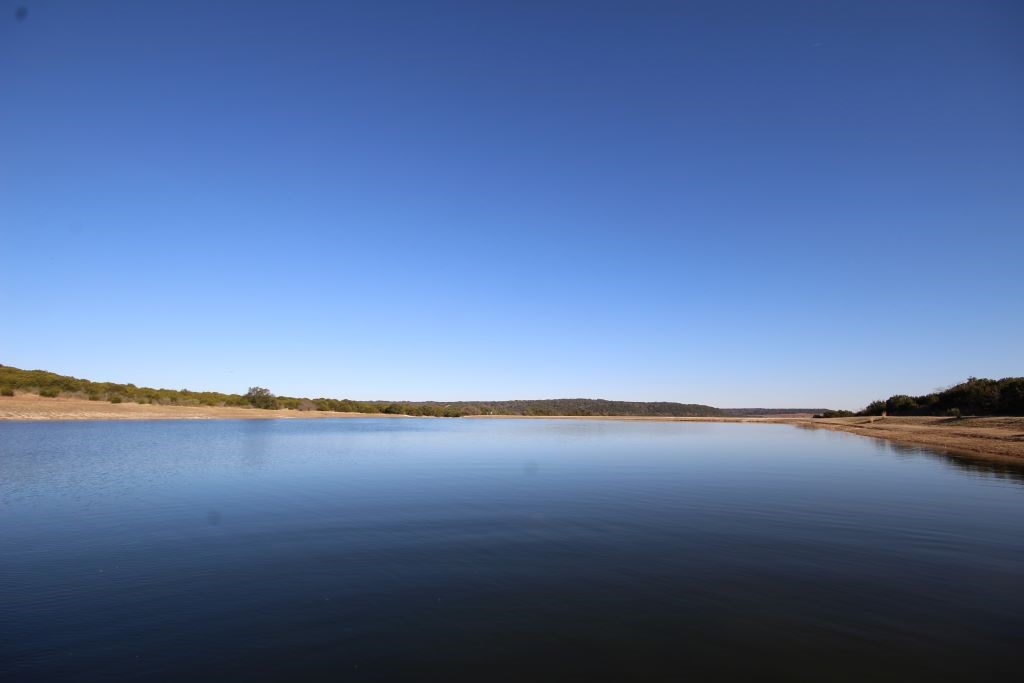 116 Oak Crest Drive Bertram, TX 78605 - Photo 7 of 39 16.00-acre common area fishing Lake