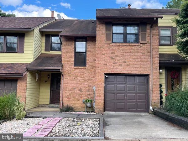 $2,800 | 10 Lafayette Lane, Cherry Hill, NJ 08003