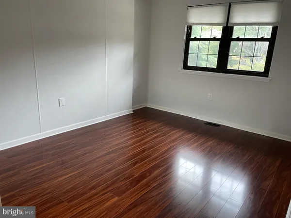 $2,800 | 10 Lafayette Lane, Cherry Hill, NJ 08003