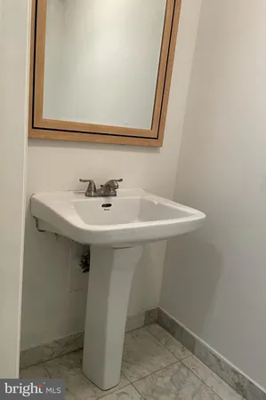$2,800 | 10 Lafayette Lane, Cherry Hill, NJ 08003