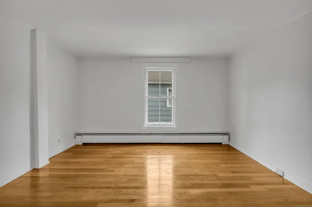 a view of empty room with window
