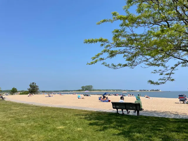 $1,000,000 | 64 Boston Street, Guilford, CT 06437