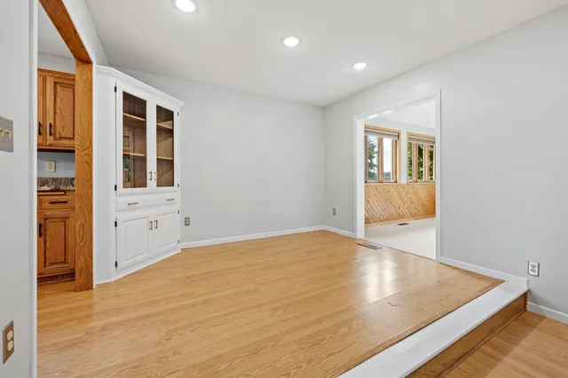 $2,700 | 1008 3rd Street Northeast, New Prague, MN 56071