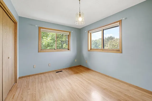 $2,700 | 1008 3rd Street Northeast, New Prague, MN 56071