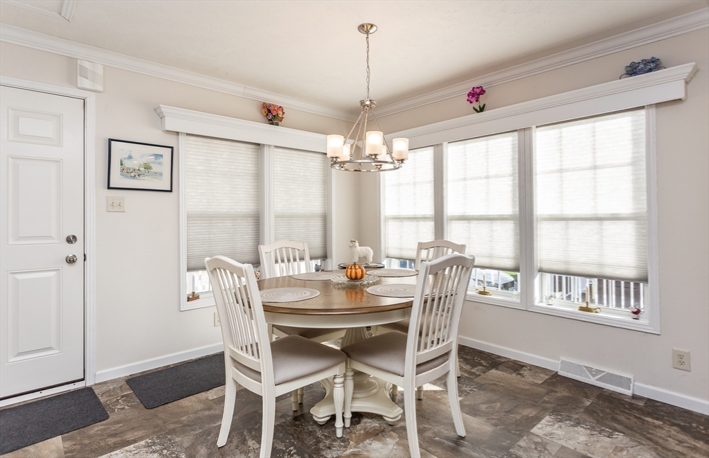 37 Bluejay Street Tiverton, RI 02878 - Photo 14 of 24