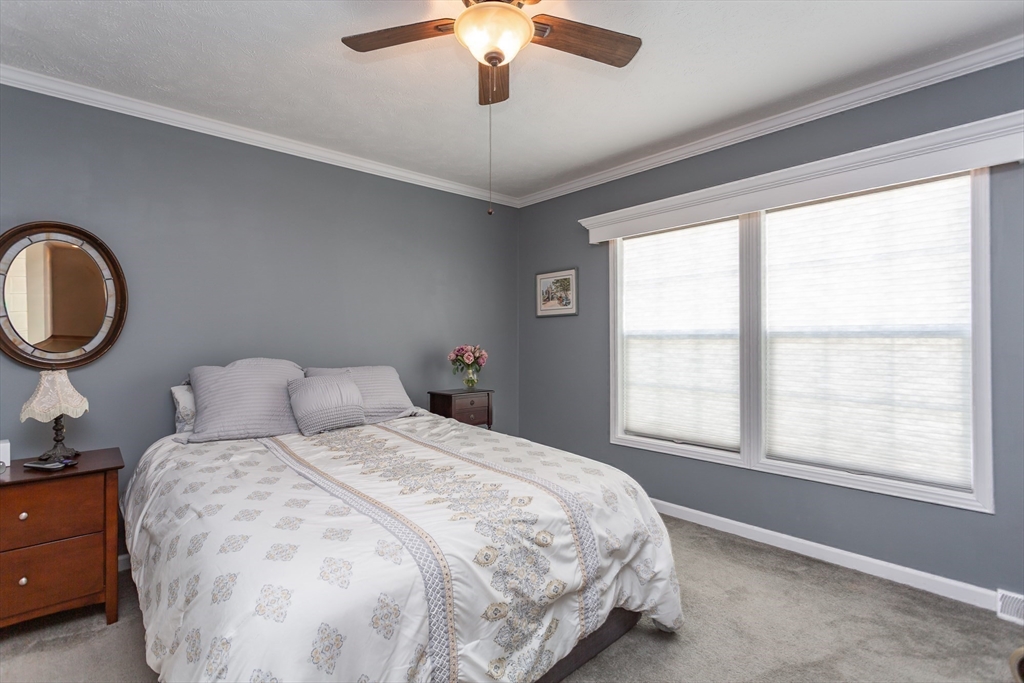 37 Bluejay Street Tiverton, RI 02878 - Photo 16 of 24