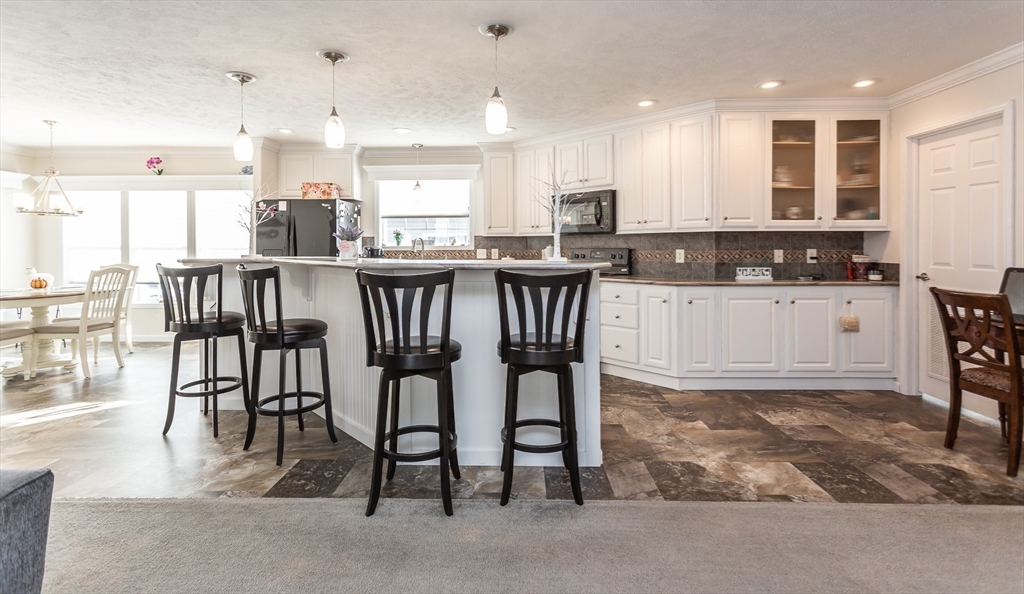 37 Bluejay Street Tiverton, RI 02878 - Photo 10 of 24