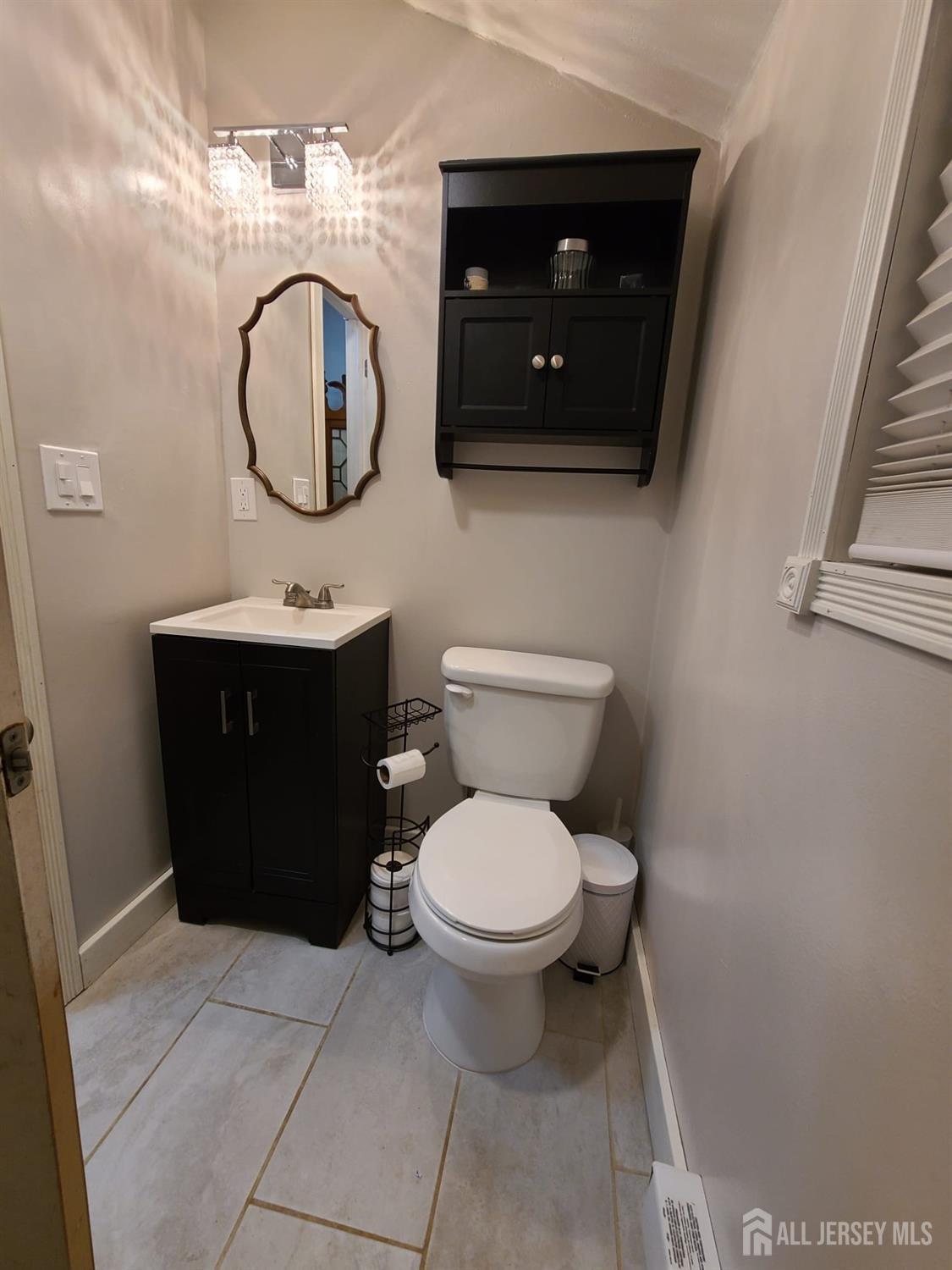 235 Maple Avenue Dunellen, NJ 08812 - Photo 8 of 27