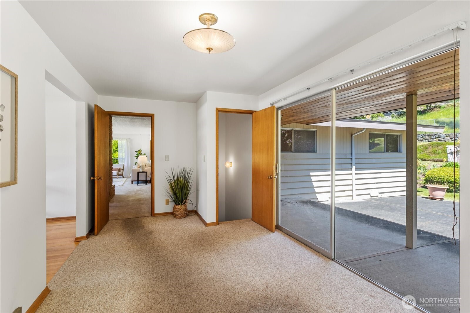 1420 Olympic Avenue Edmonds, WA 98020 - Photo 10 of 40 a view of empty room with floor to ceiling window