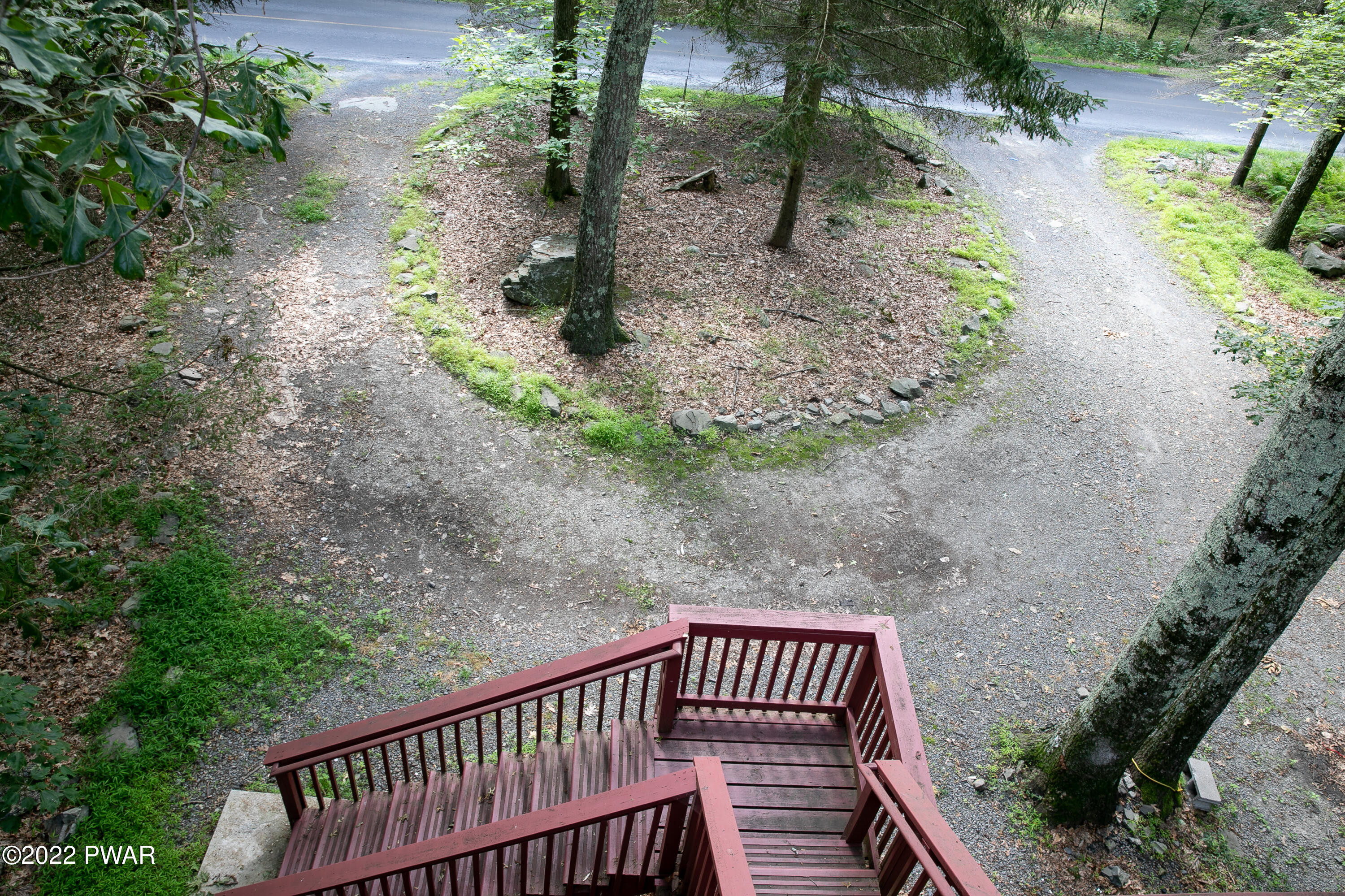 311 Gold Finch Road Bushkill, PA 18324 - Photo 24 of 35 24