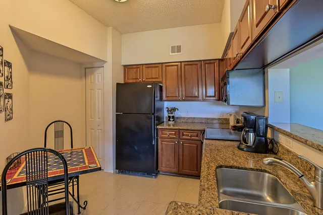 $2,700 | Undisclosed Address, Boynton Beach, FL 33435