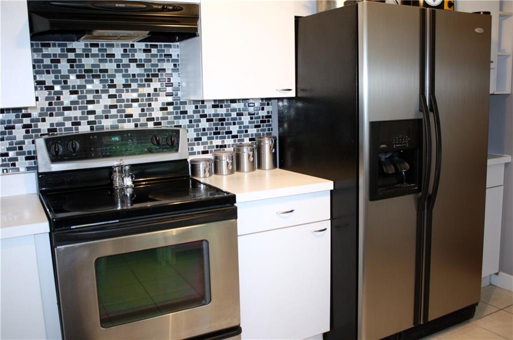 104 Buckhill Road Pittsburgh, PA 15237 - Photo 11 of 21 Stainless Steel Appliances