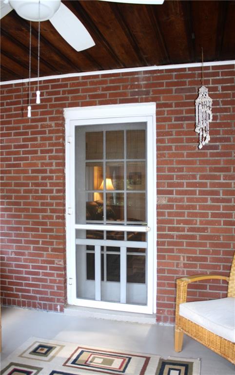 104 Buckhill Road Pittsburgh, PA 15237 - Photo 5 of 21 Gallery Image 5