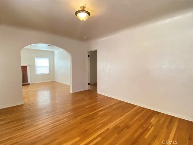 $2,700 | 939 East Colton Avenue, Redlands, CA 92374