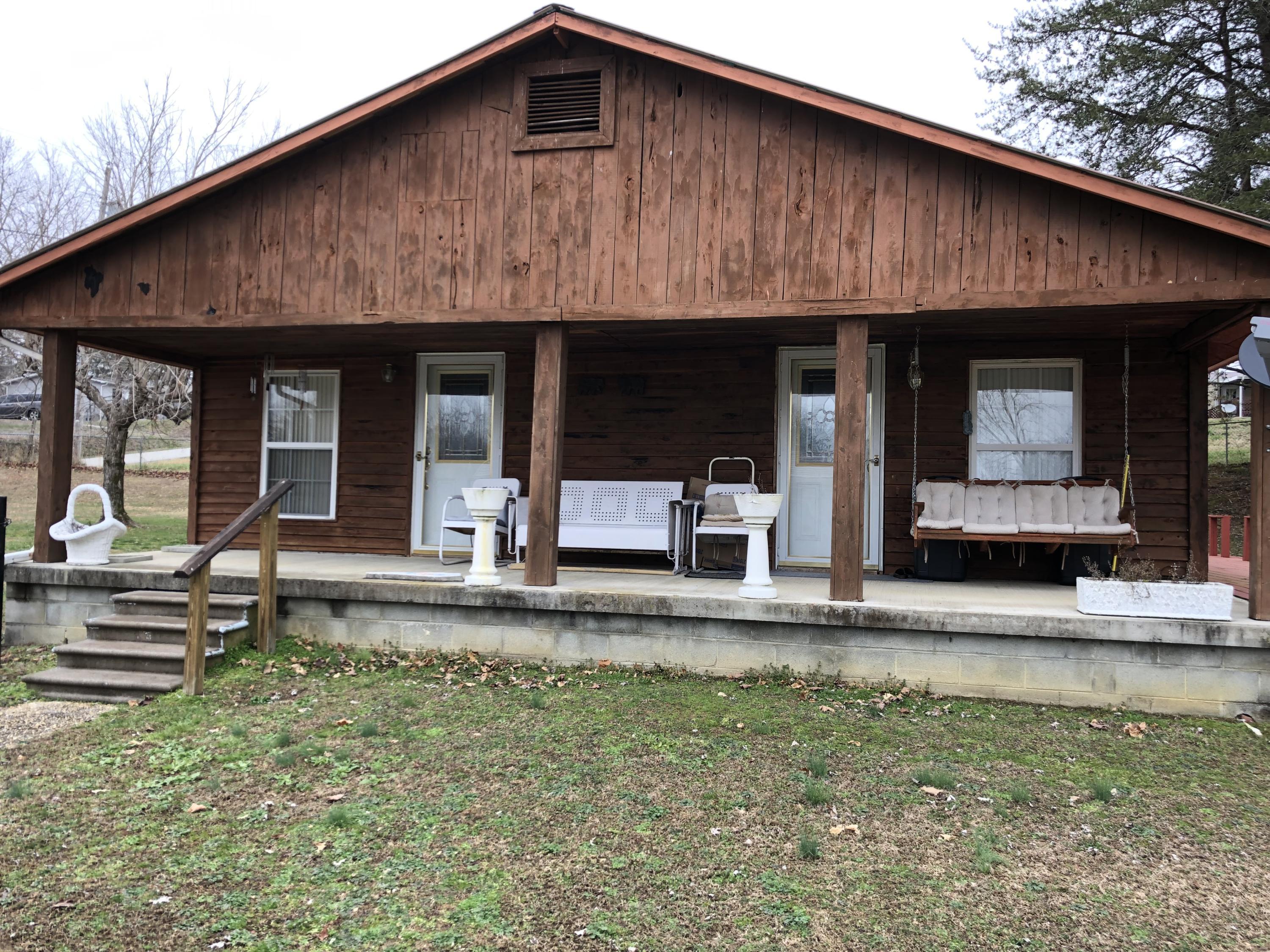 284 Tarter Cemetery Road Nancy, KY 42544 - Photo 1 of 14 FDFD3703-CB7E-4FB3-A649-8CDE03C310FD<|><