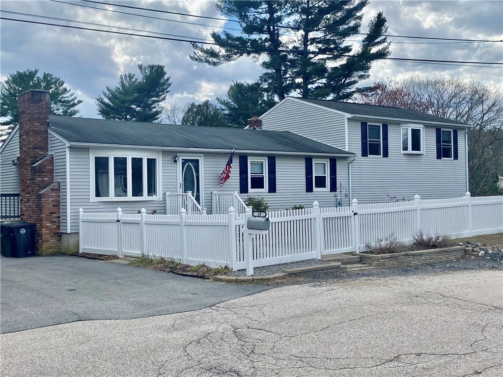 18 Rejane Street Coventry, RI 02816 - Photo 2 of 30 Gallery Image 2