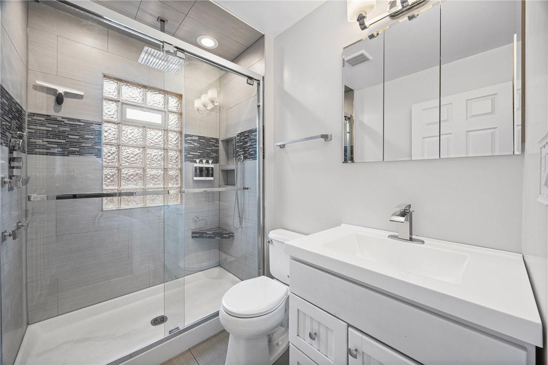 1405 Long Pond Road Greece, NY 14626 - Photo 17 of 45 Main Bathroom