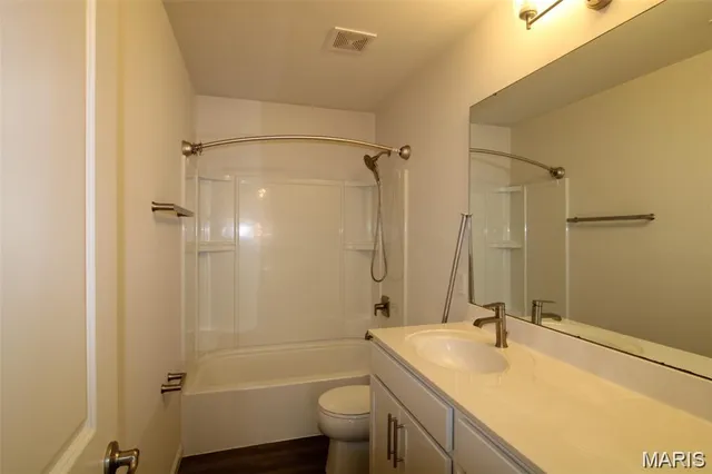 $2,795 | 117 Prairie Wind Drive, Wentzville, MO 63385