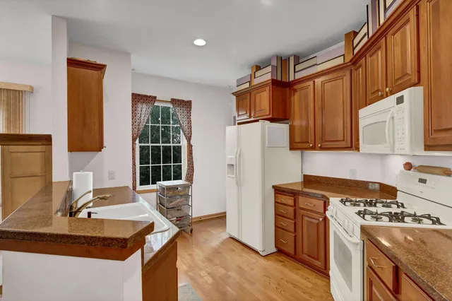 $249,500 | 755 Hickory Way, Unit 2, Lake City, MN 55041