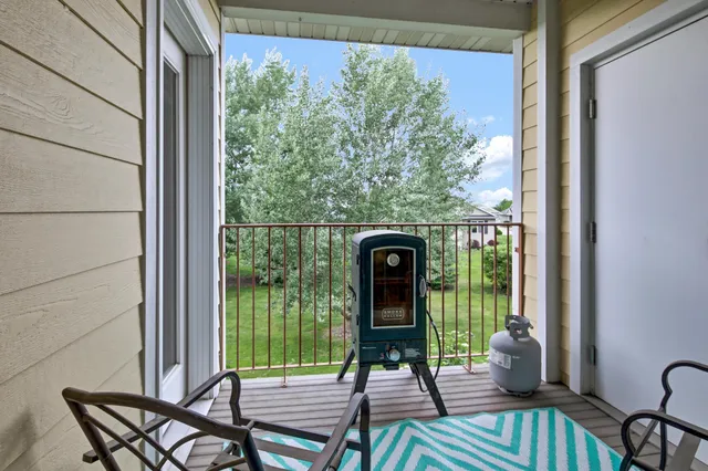 $249,500 | 755 Hickory Way, Unit 2, Lake City, MN 55041