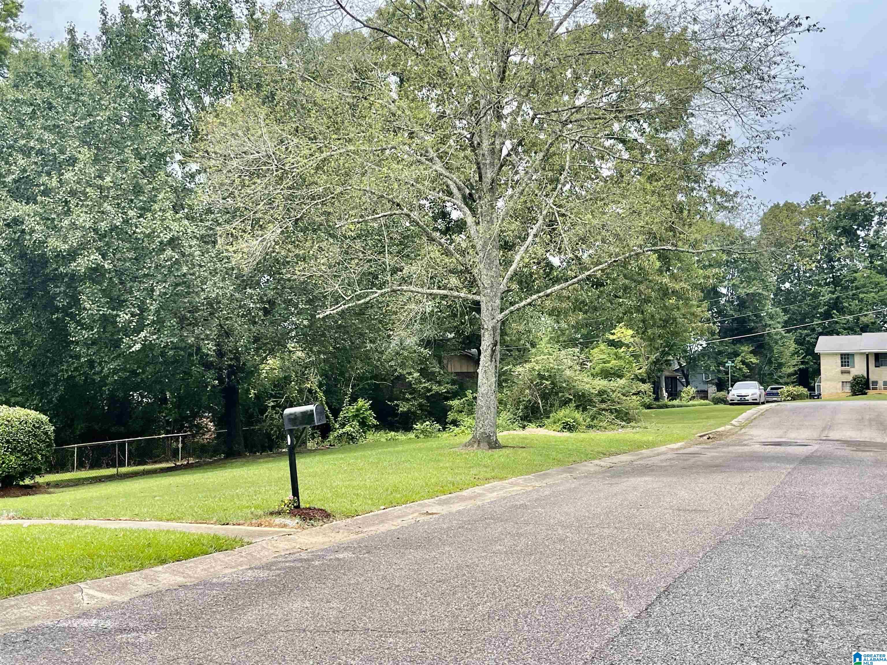 305 Forest Lane Adamsville, AL 35005 - Photo 28 of 29