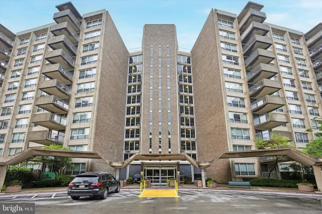 $225,000 | 1001 City Avenue, Unit W617, Wynnewood, PA 19096
