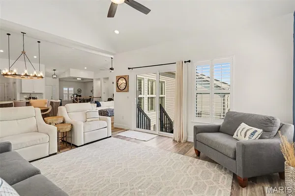 $675,000 | 1074 Bloomfield Drive, Eureka, MO 63025